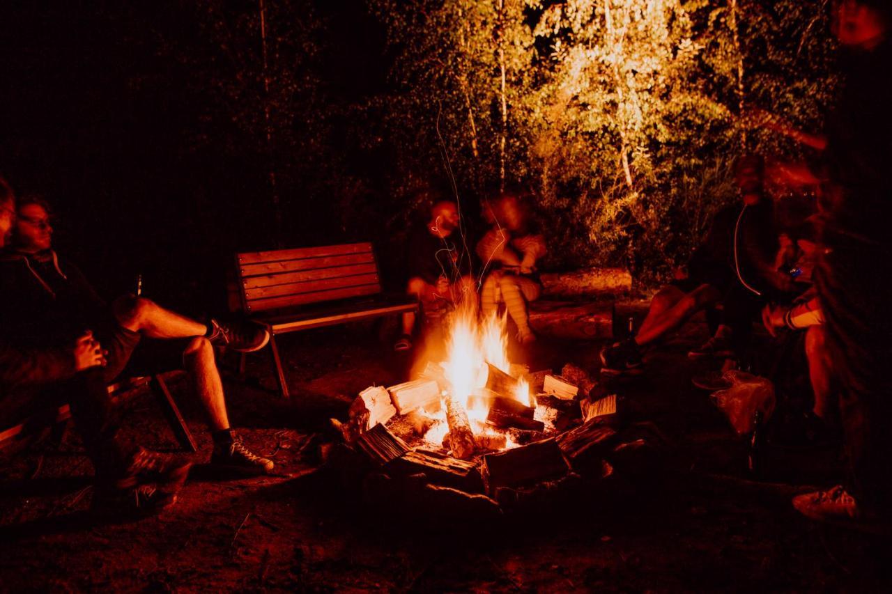 Raus Und Gut Glamping Am Graebendorfer See Drebkau Extérieur photo