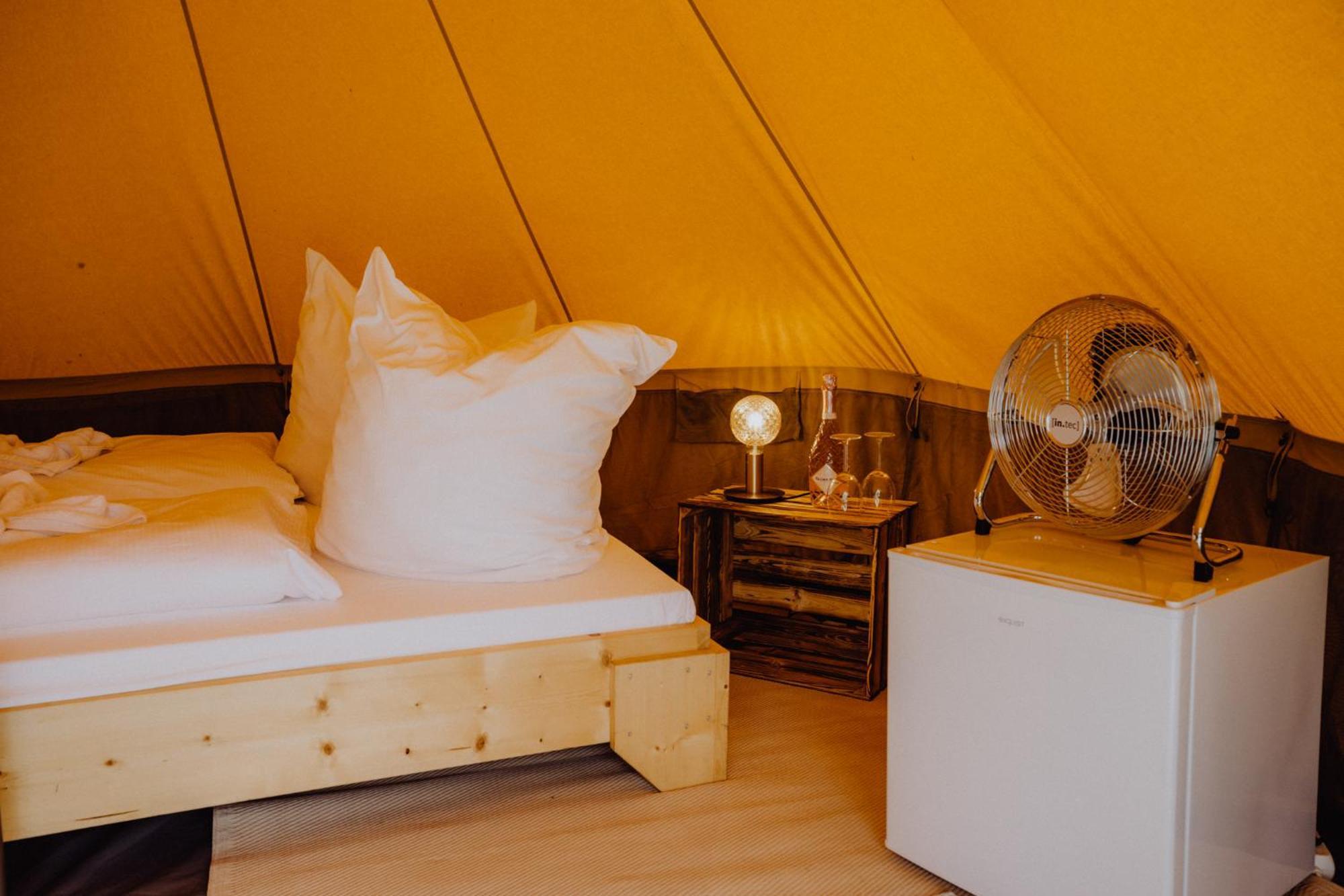 Raus Und Gut Glamping Am Graebendorfer See Drebkau Extérieur photo